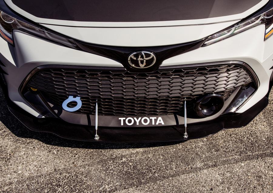 Детали экстерьера Toyota Muscle Tuner Auto Corolla 2018 года  (фото 6 из 6)